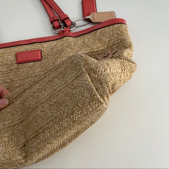 COACH purse - Picture 3 of 8